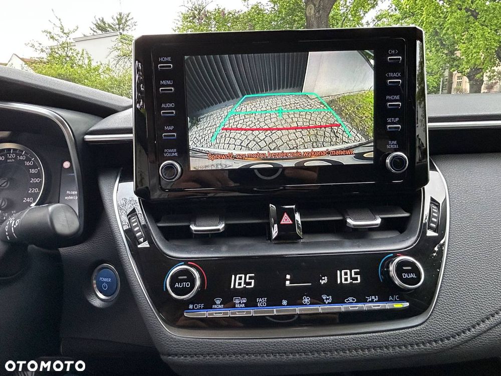 Toyota Corolla 1.8 Hybrid Comfort - 15