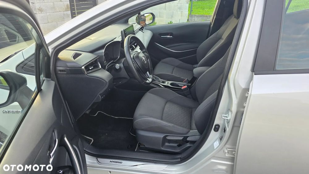 Toyota Corolla 1.8 Hybrid - 14