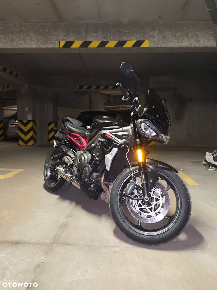 Triumph Street Triple - 3