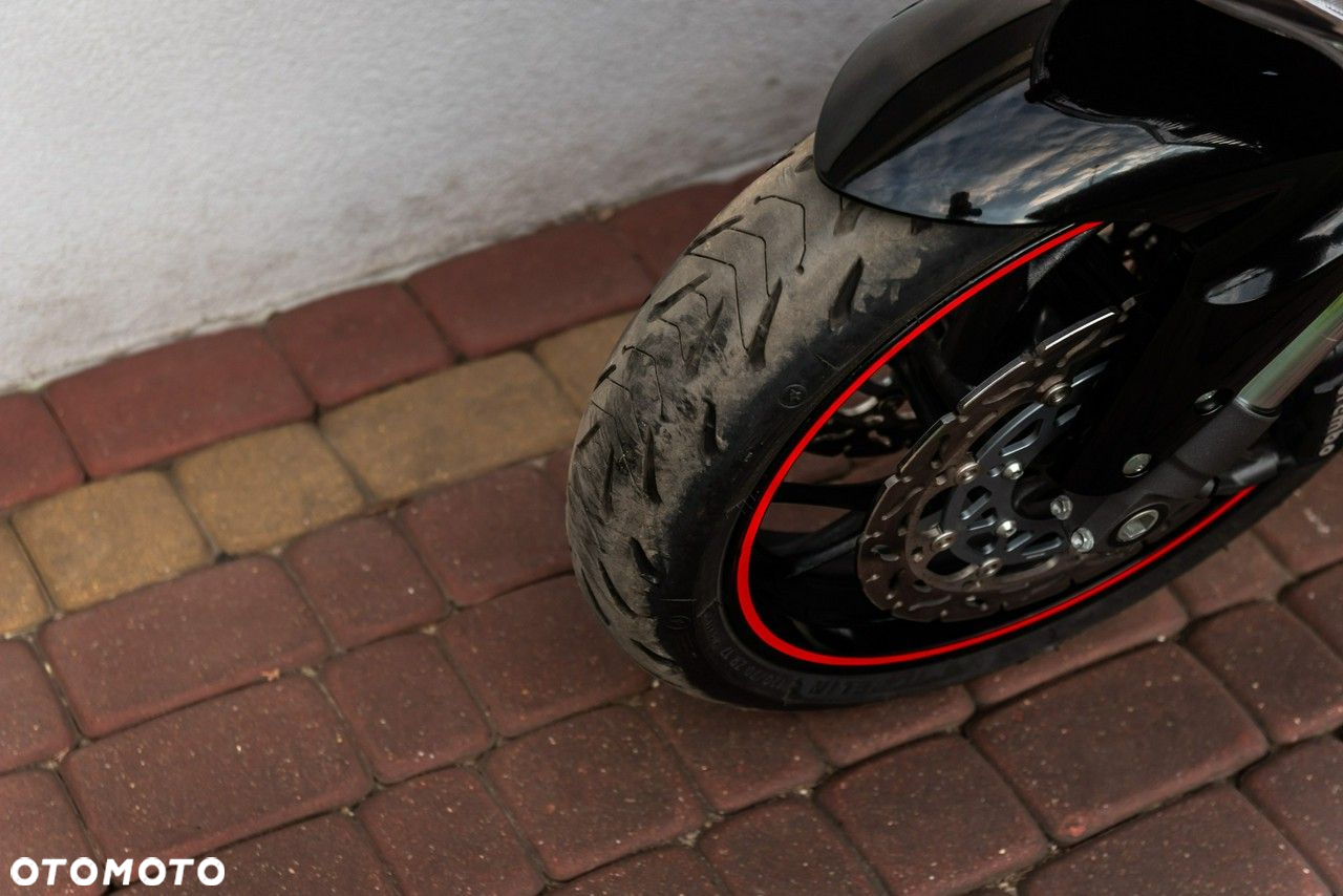 Suzuki GSX - 7