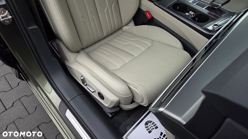 Audi A6 Avant 55 TFSI e quattro S tronic S line - 12