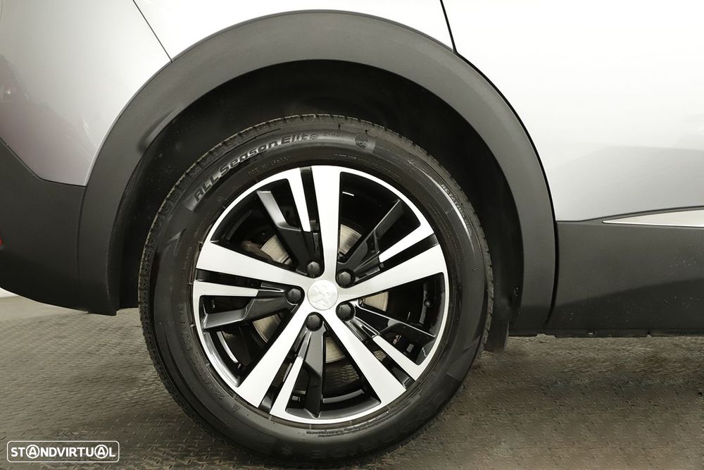 Peugeot 3008 1.2 PureTech GT EAT8 - 5