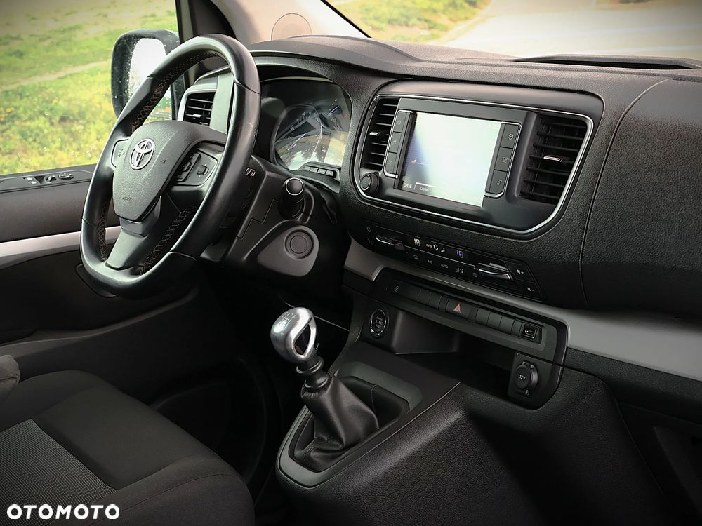 Toyota ProAce 1,5-l-D-4D L2 (9-Si.) Comfort - 10