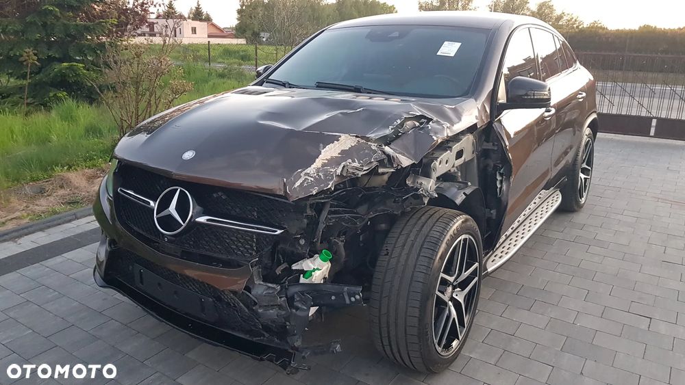 Mercedes-Benz GLE 350 d 4Matic 9G-TRONIC Exclusive - 3