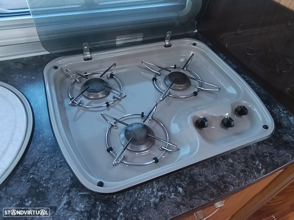 Burstner Aviano i725 - Autocaravana c/Cama Central - 14