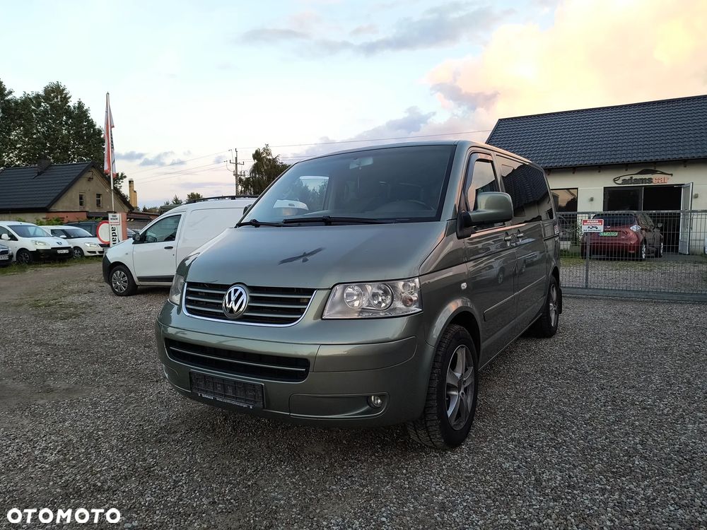 Volkswagen Multivan - 2