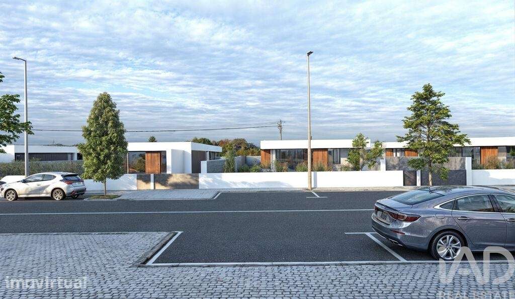 Casa / Villa T4 em Santa Maria, São Pedro e Sobral da Lagoa de 212,00 - Grande imagem: 4/17