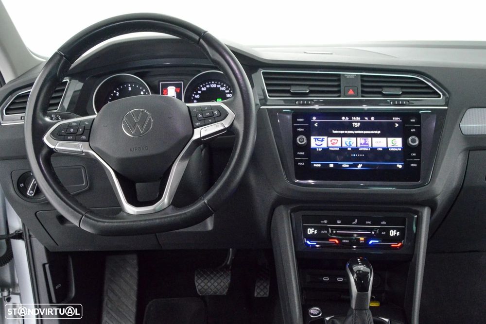 VW Tiguan 2.0 TDI Life DSG - 27