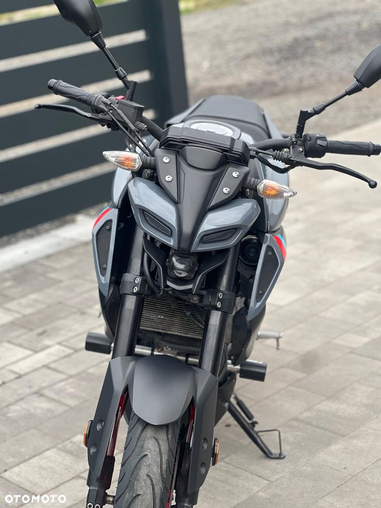 Yamaha MT - 2