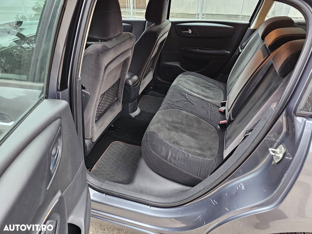 Citroën C4 1.6 HDI FAP EGS6 Exclusive - 12