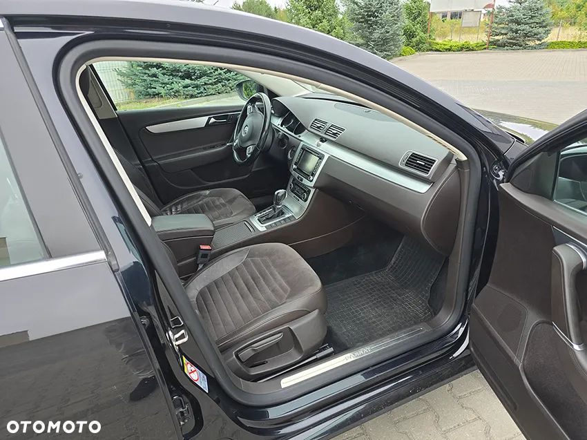 Volkswagen Passat 2.0 TDI Highline DSG - 10