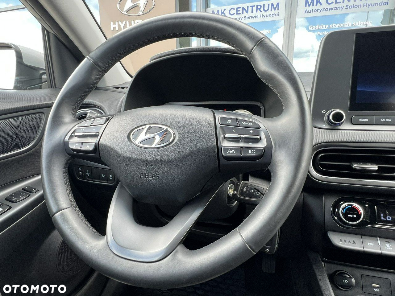 Hyundai Kona - 12