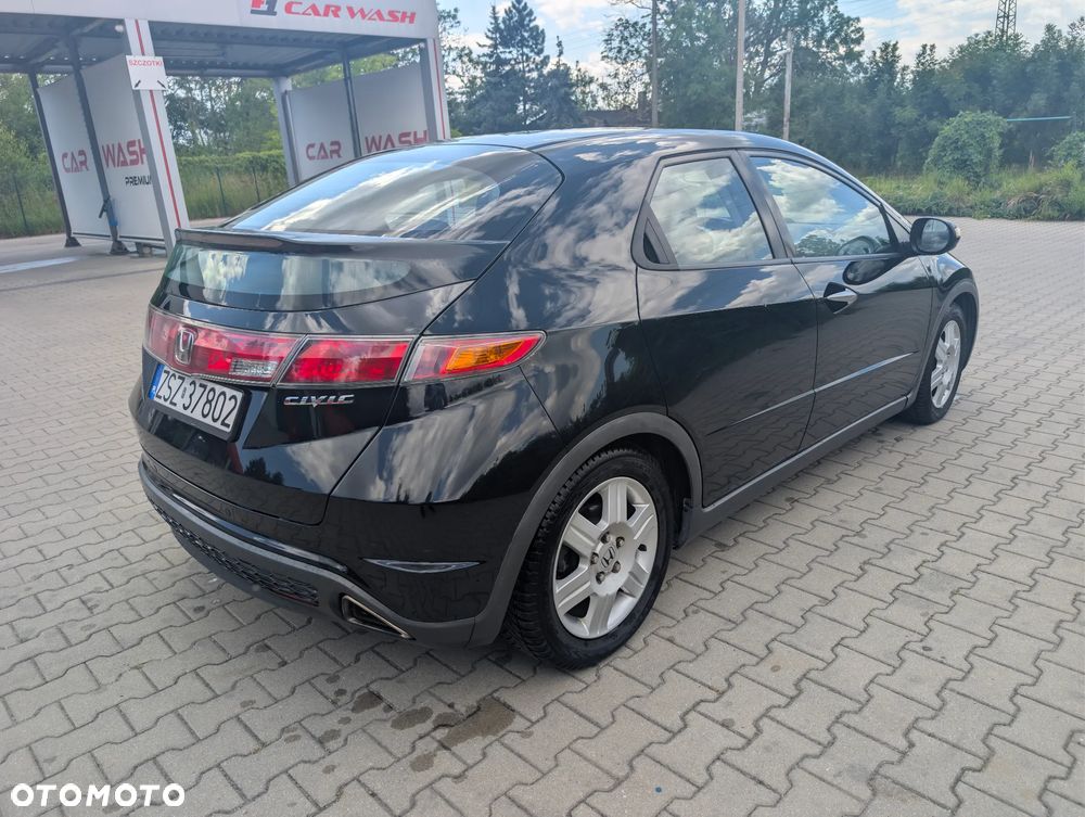 Honda Civic 1.8 Comfort - 4