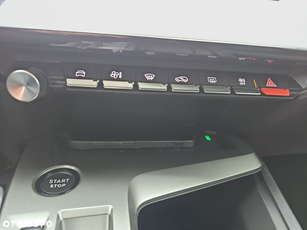 Peugeot 308 - 15