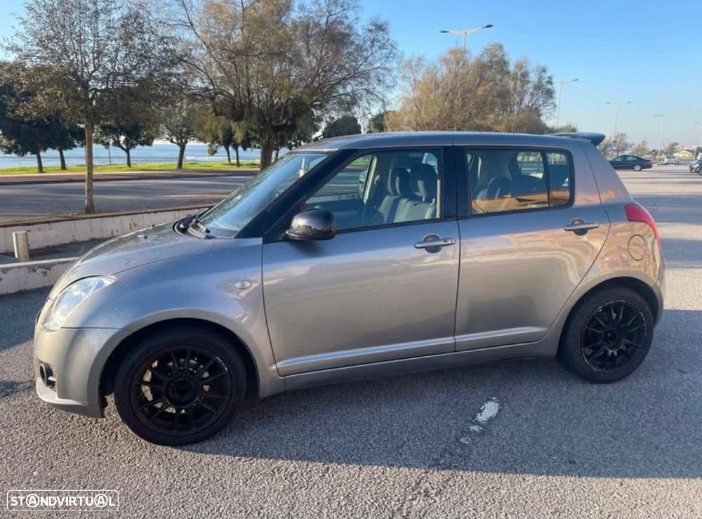 Suzuki Swift 1.3 16V GLX - 2