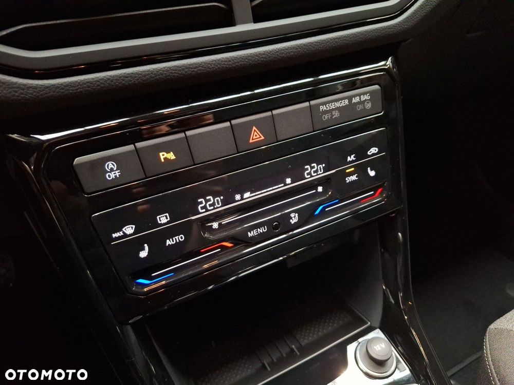 Volkswagen T-Cross - 26