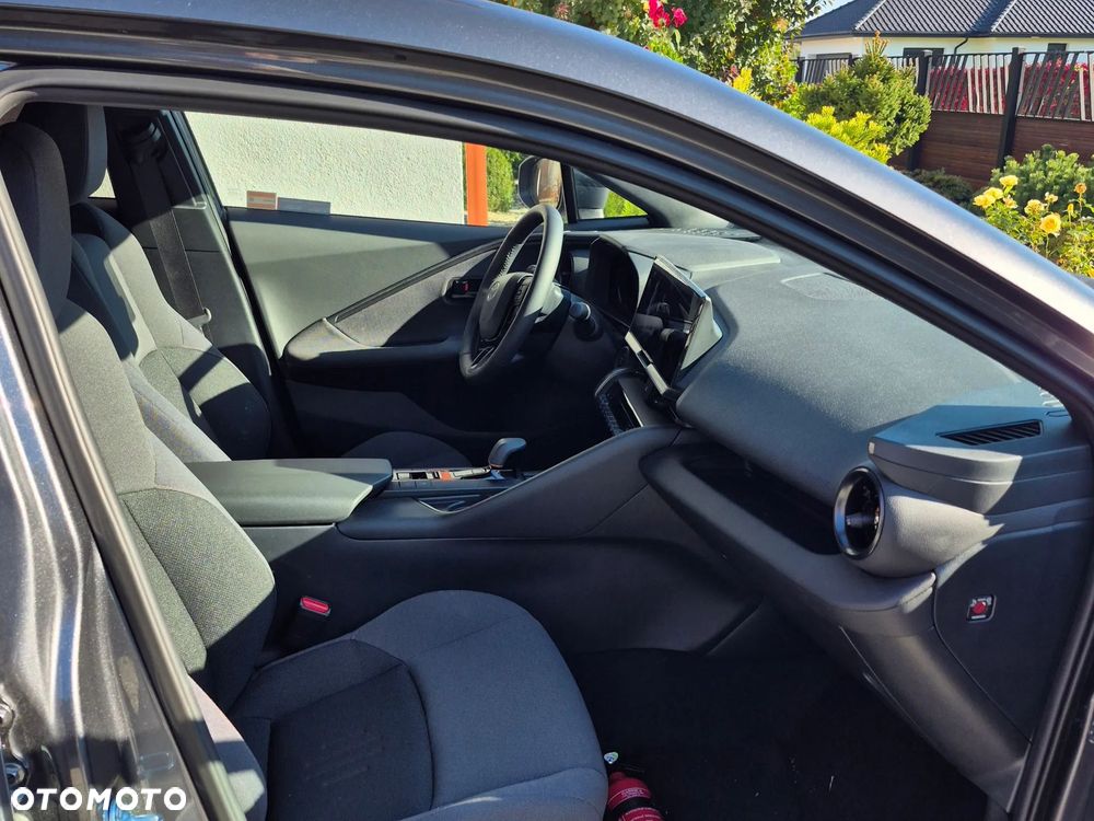Toyota C-HR 2.0 PHEV Dynamic Force Style - 16