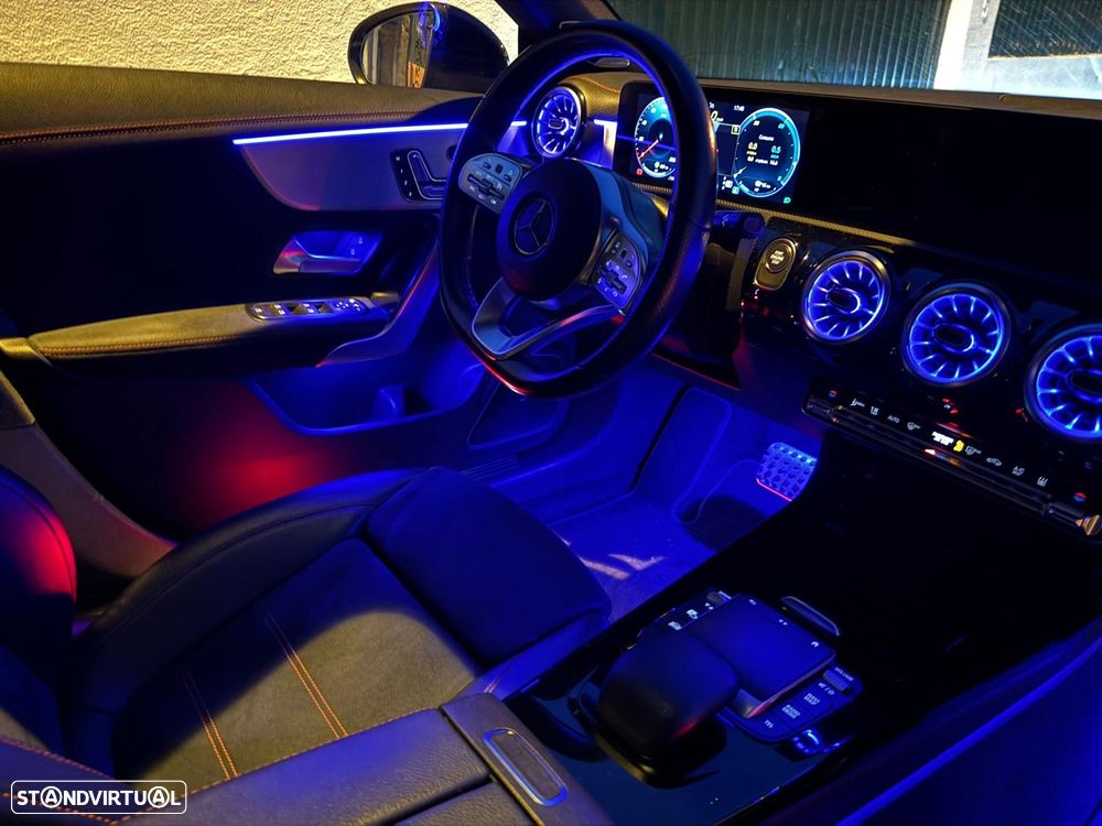 Mercedes-Benz CLA 250 e Shooting Brake AMG Line - 16