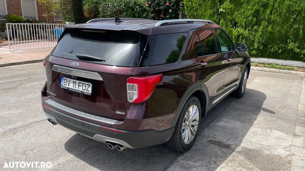 Ford Explorer - 3