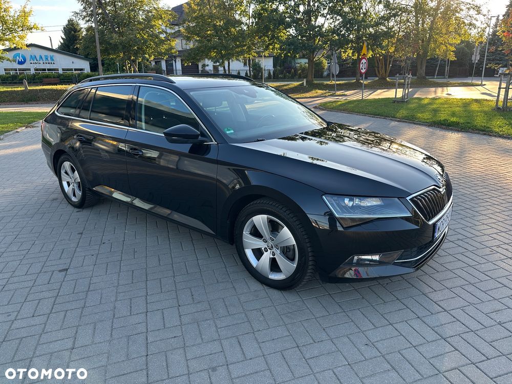Skoda Superb 2.0 TDI DSG Ambition - 14