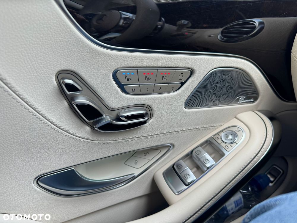 Mercedes-Benz Klasa S 560 Coupe 4-Matic 9G-TRONIC - 29