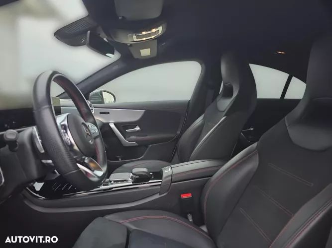 Mercedes-Benz CLA 250 - 13