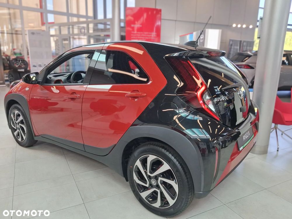 Toyota Aygo X 1.0 VVT-i Style - 4