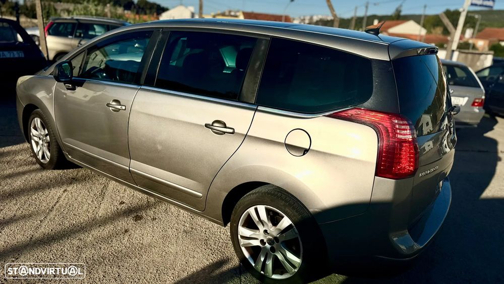 Peugeot 5008 - 1