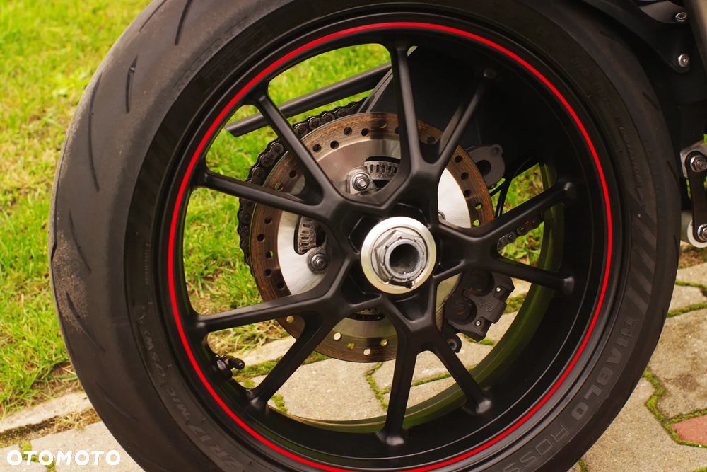 Triumph Speed Triple - 7