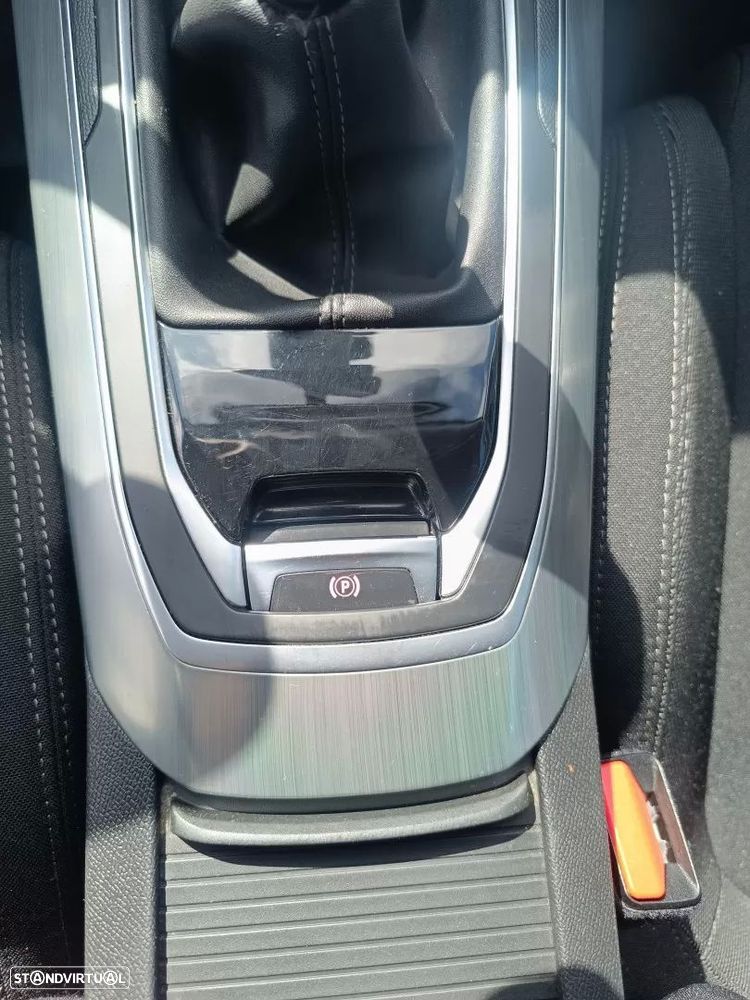 Peugeot 308 SW 1.6 BlueHDi Allure - 16