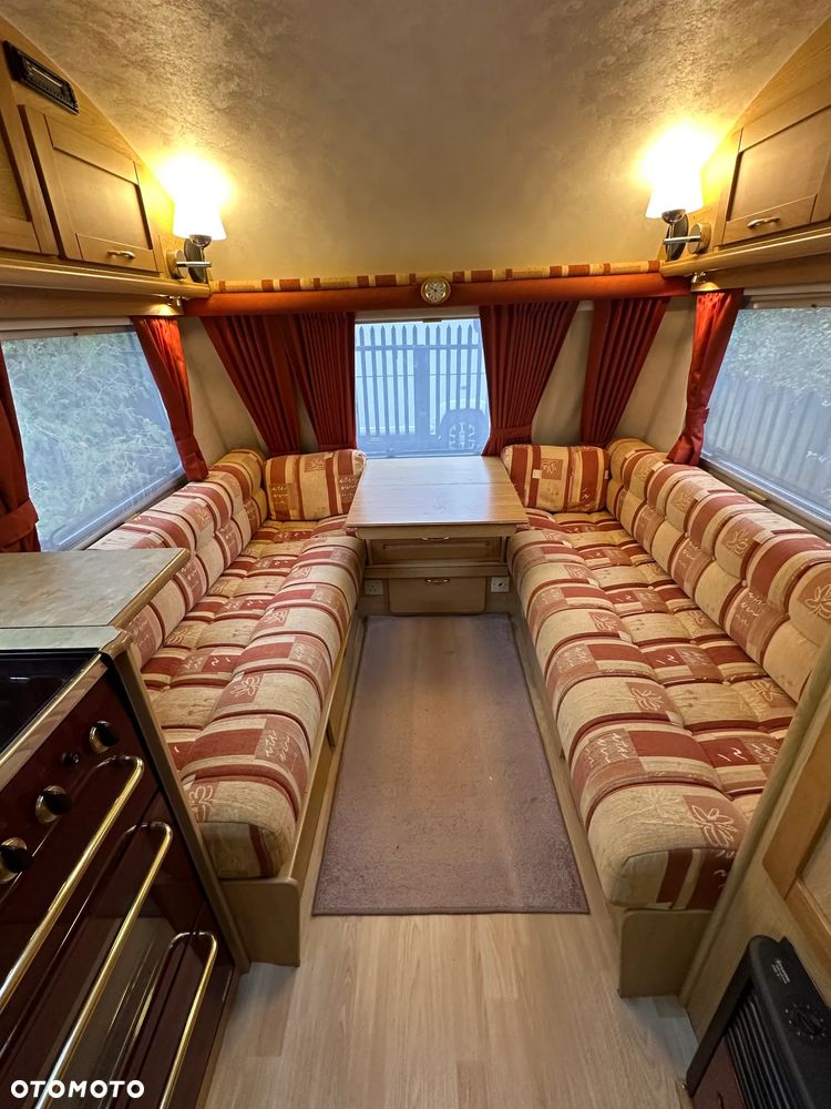 Elddis Tobago - 4