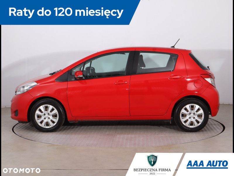 Toyota Yaris - 4