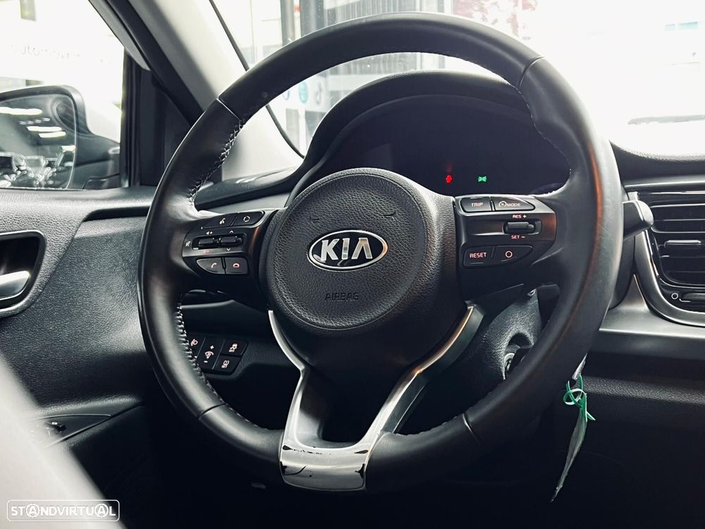 Kia Rio 1.2 CVVT LX - 21