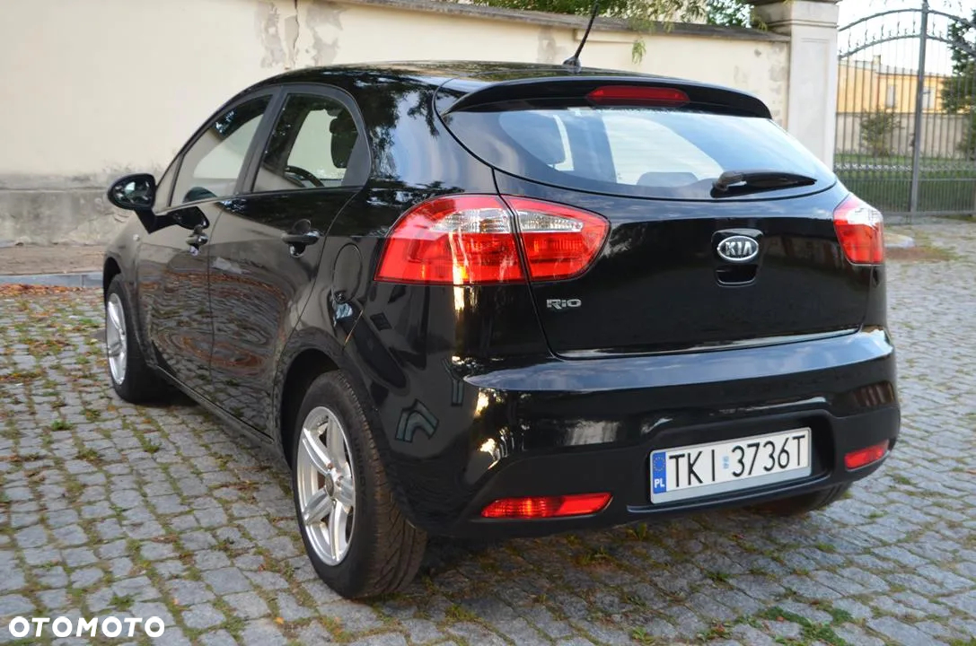 Kia Rio 1.2 Business Line - 13