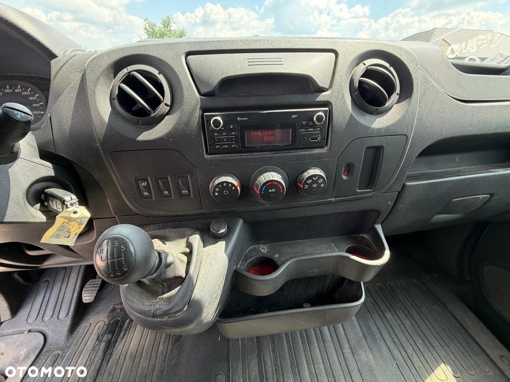 Renault Master - 15