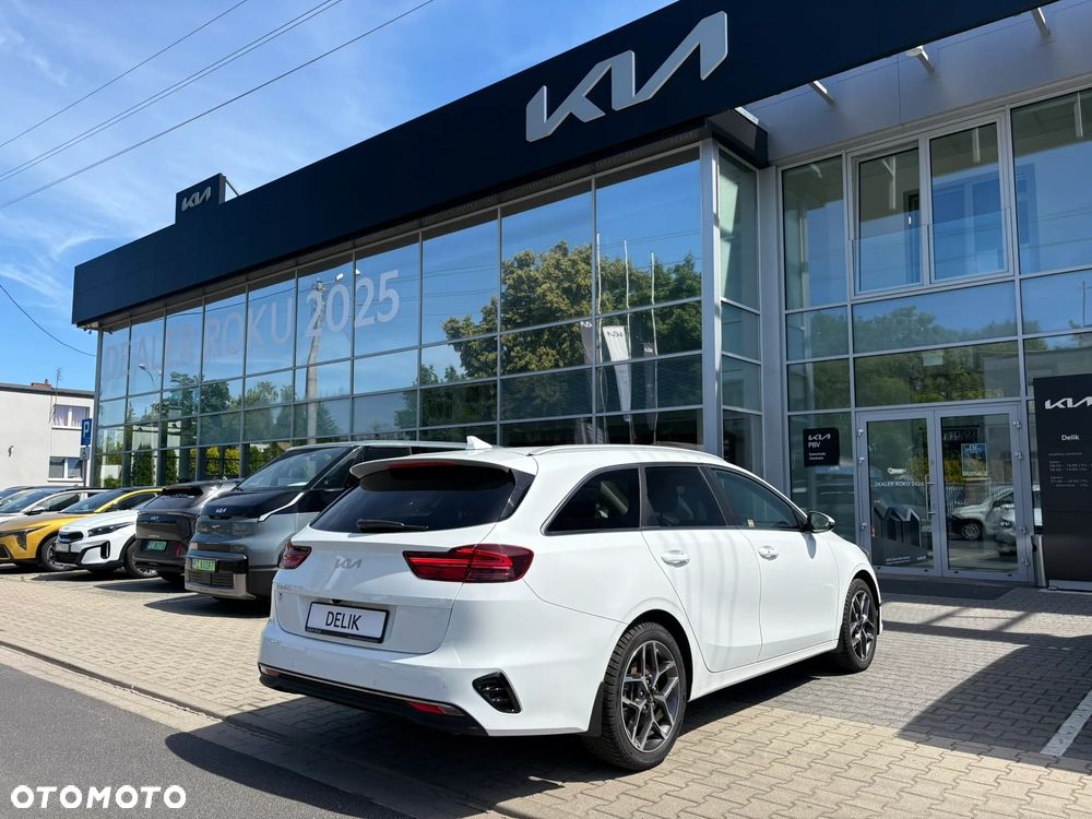 Kia Ceed 1.5 T-GDI Tribute DCT - 16