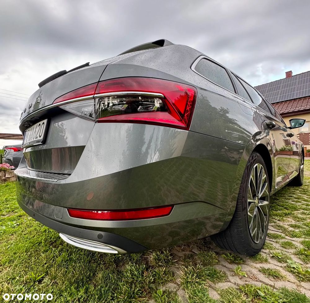 Skoda Superb 2.0 TSI L&K DSG - 8