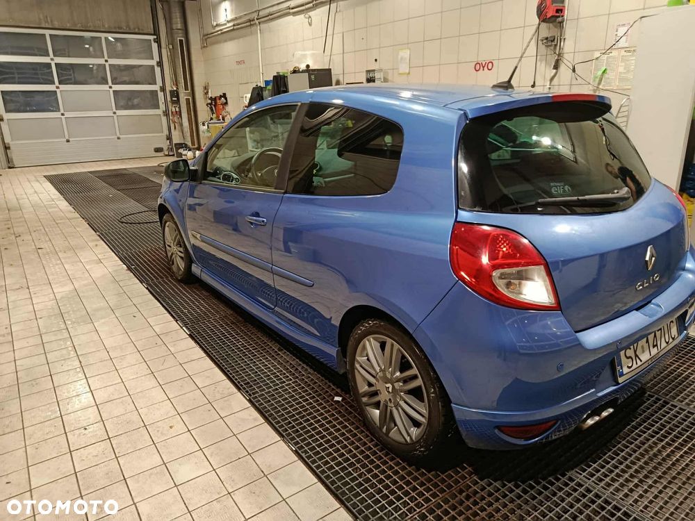 Renault Clio 1.6 16V GT - 6