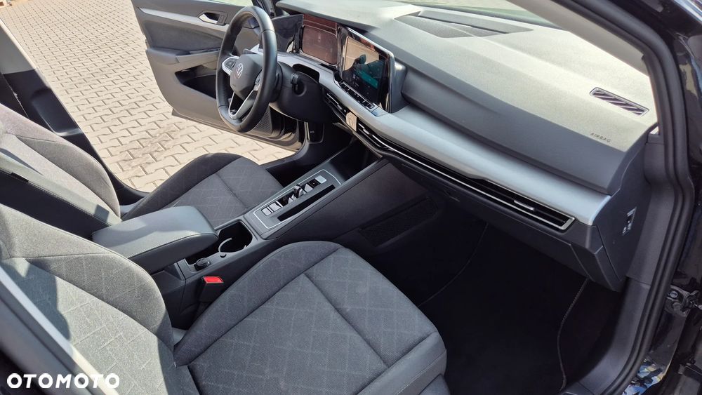 Volkswagen Golf 1.5 eTSI Life DSG - 22