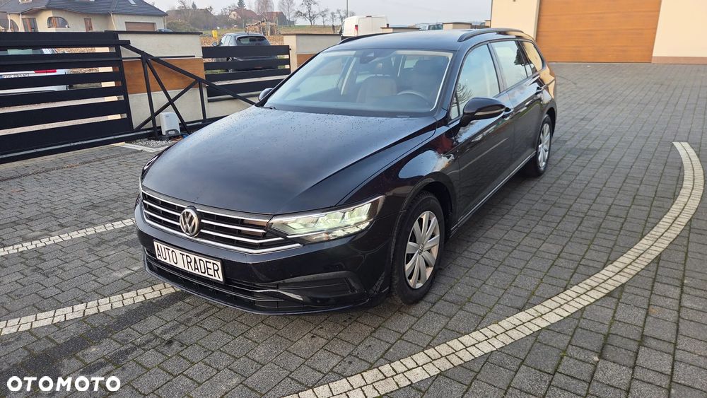 Volkswagen Passat 1.6 TDI SCR DSG Business - 2