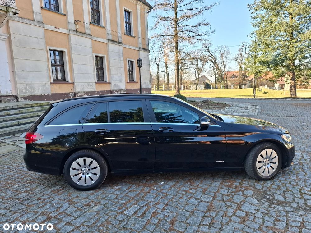 Mercedes-Benz Klasa C 200 (BlueTEC) d 7G-TRONIC Exclusive - 4