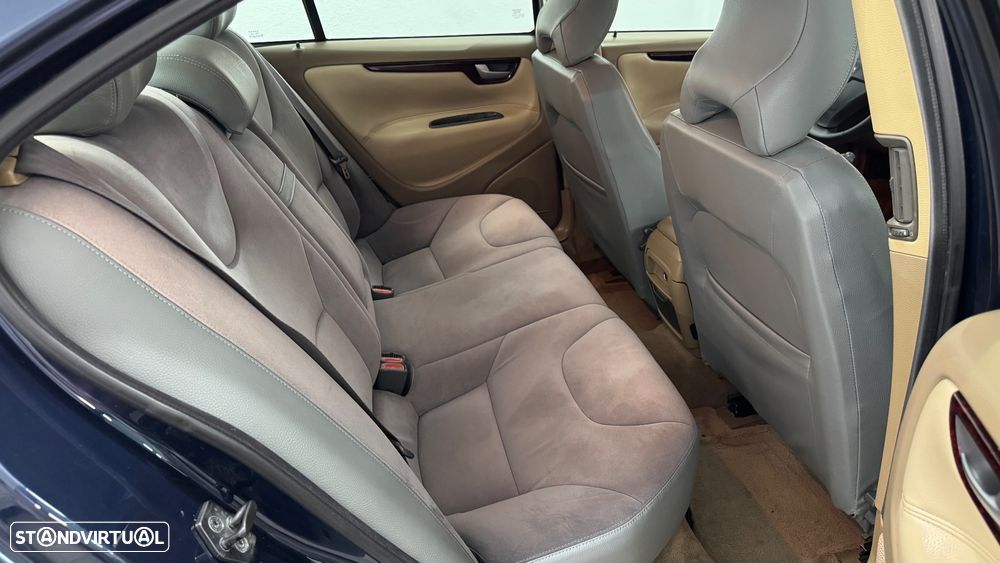 Volvo S60 2.4 D5 - 28