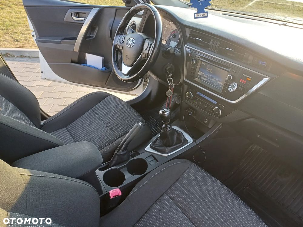 Toyota Auris 1.4 D-4D Comfort - 5