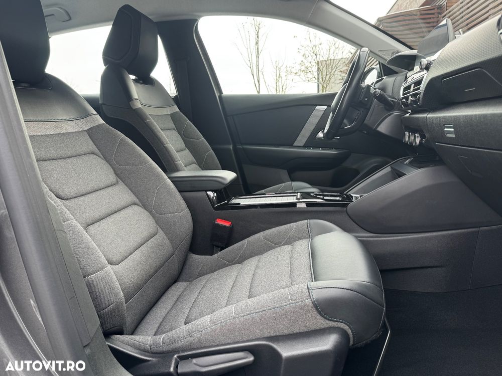 Citroën C4 PureTech 130 Stop&Start EAT8 SHINE - 21