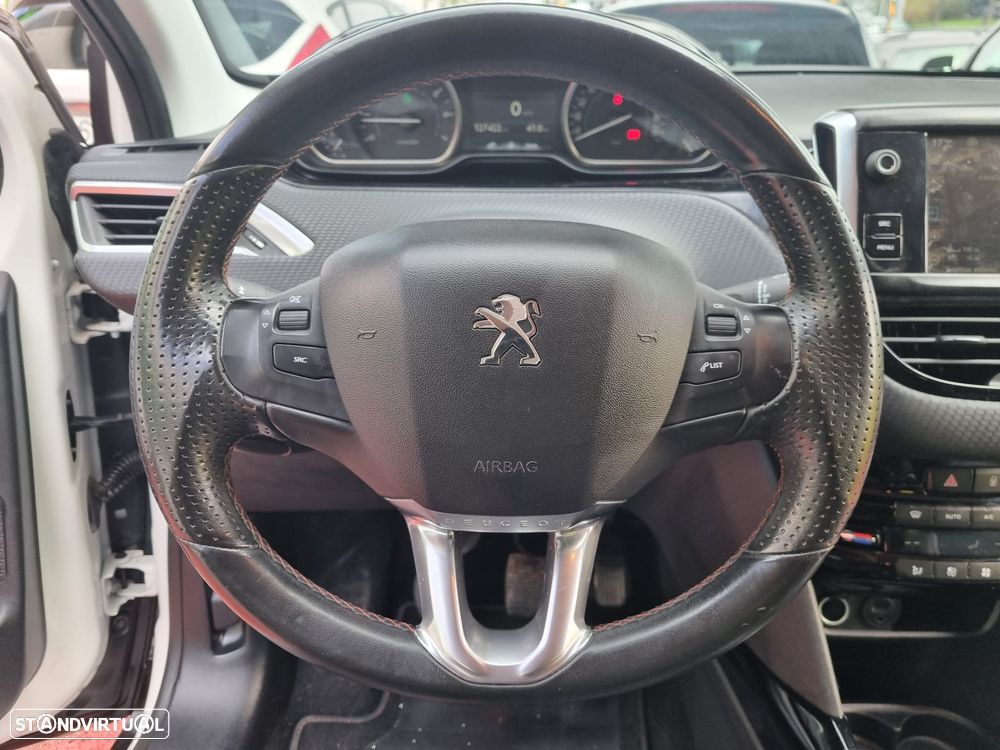 Peugeot 2008 PureTech 110 Stop&Start Crossway - 23