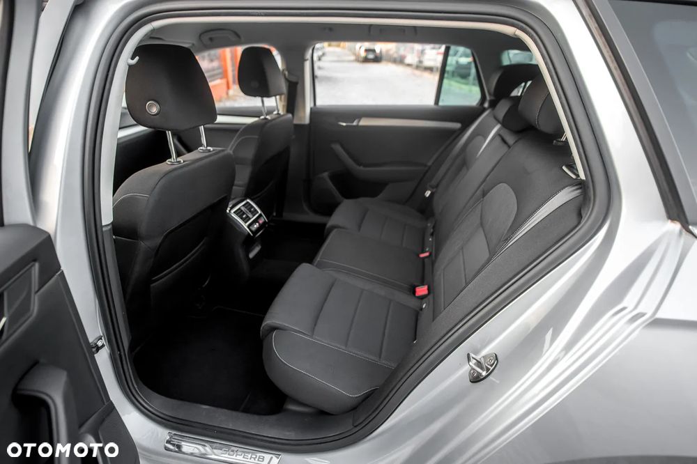Skoda Superb 2.0 TDI 4x4 Ambition DSG - 19