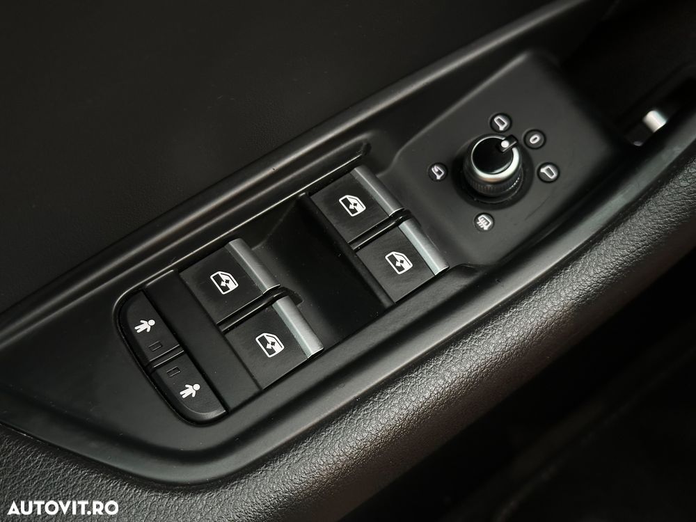 Audi A4 Limuzina 2.0 TDI S tronic - 33
