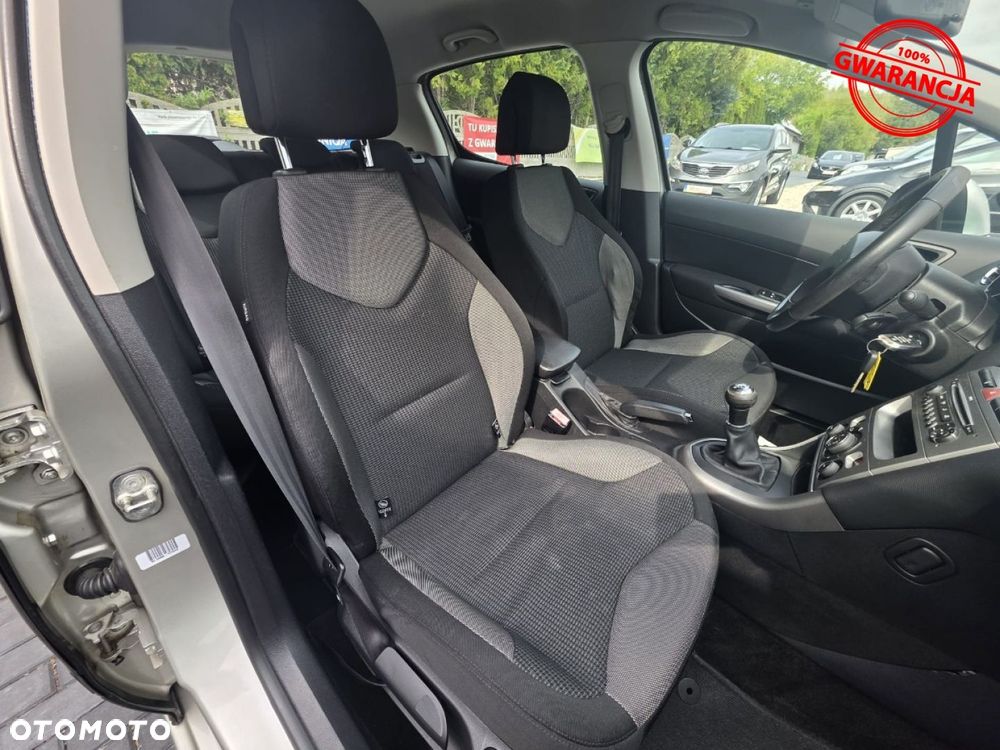 Peugeot 308 1.6 Premium - 25