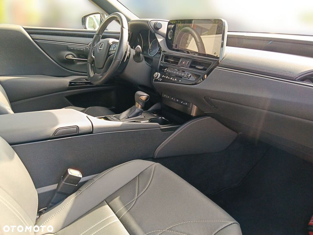 Lexus ES 300h Prestige - 10