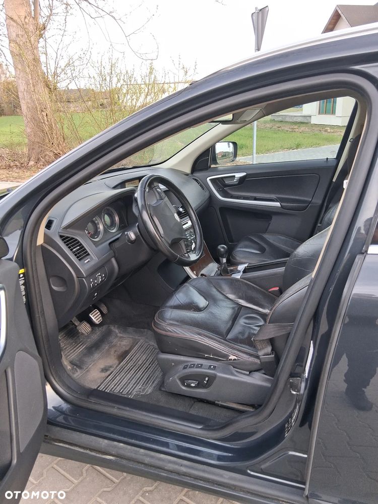 Volvo XC 60 2.4D AWD Summum - 6